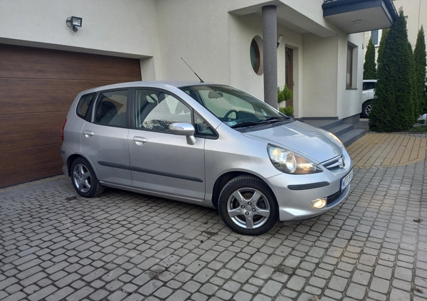 Honda Jazz cena 25900 przebieg: 140000, rok produkcji 2008 z Warszawa małe 781